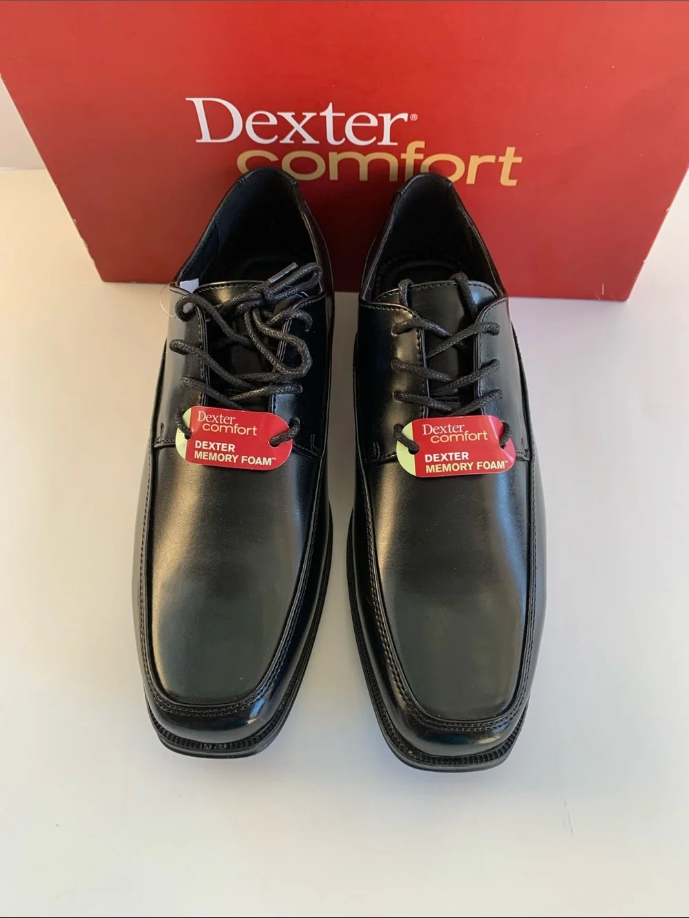 Dexter Black Leather Lace-Up Oxford  Size 8